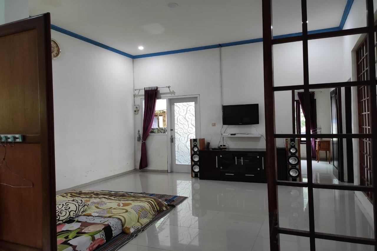 Villa Meteor Garden Tawangmangu Bagian luar foto